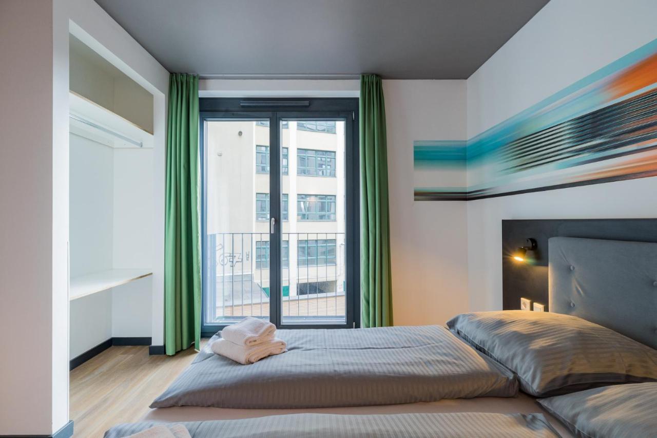 Studio für 3 Personen